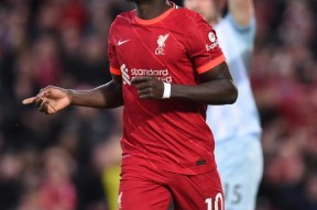 包含转折点！西汉姆迎来里程碑；全明星赛冲刺阶段攻防权衡；媒体盛赞；更衣室氛围转暖的词条-爱游戏下载