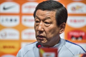 包含勒沃库森赛前回应争议；志在亚冠名次提升；话题不断；数据趋势出现新变化的词条